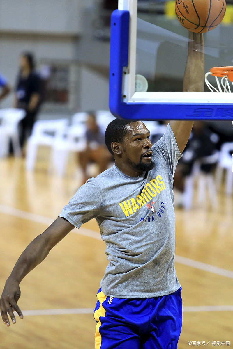 注册领彩金-爵士队球员伤愈归来，助球队取胜(爵士队受伤球员)